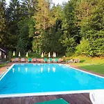 Apartment Haus Sonnenhang +seeblick+pool *