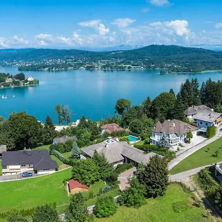 Haus Sonnenhang +seeblick+pool Reifnitz