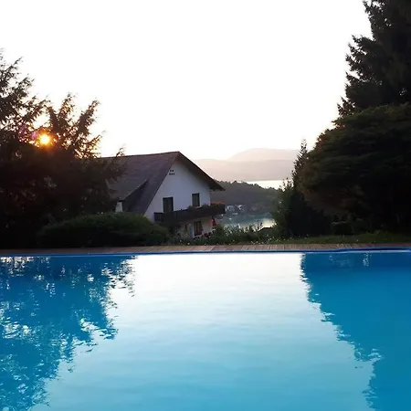 Haus Sonnenhang +seeblick+pool Lejlighed *