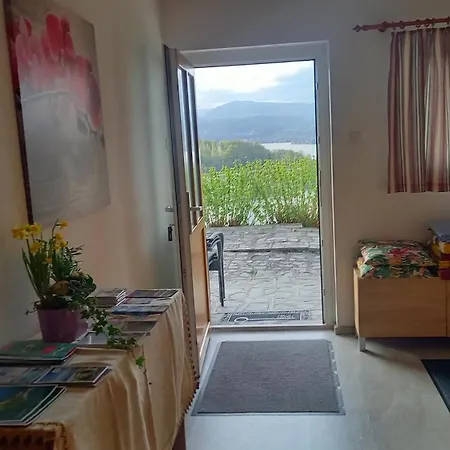 Апартаменты Haus Sonnenhang +seeblick+pool *
