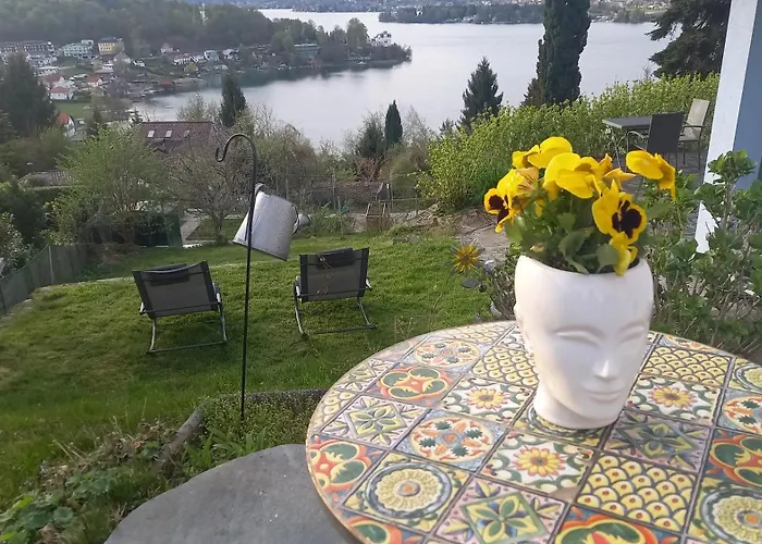 Appartement Haus Sonnenhang +seeblick+pool Reifnitz